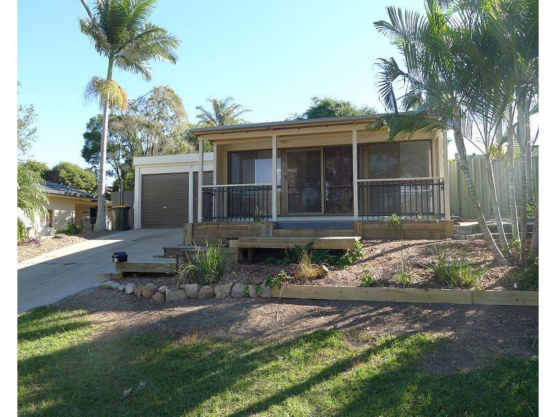 8 Bunowen Street, Ferny Grove QLD 4055
