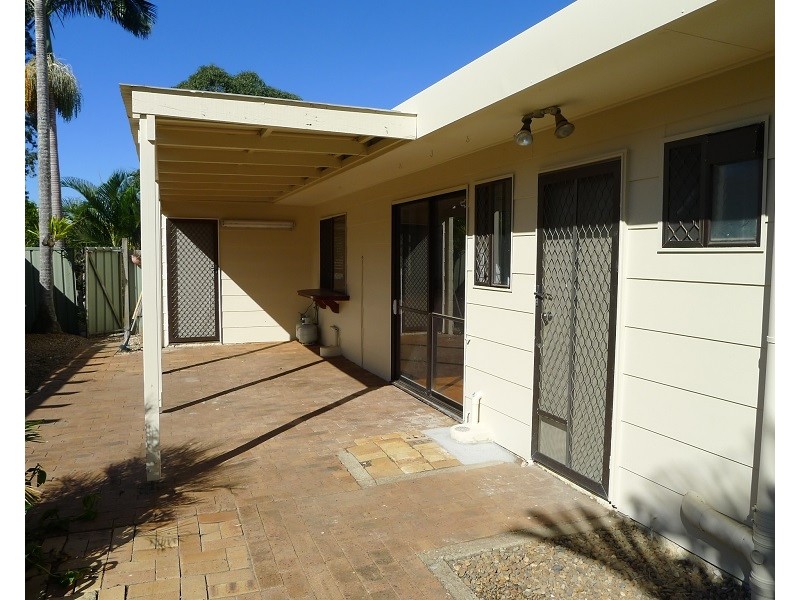 8 Bunowen Street, Ferny Grove QLD 4055