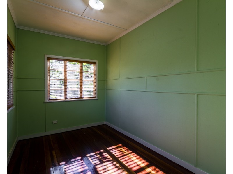 16 Dash Street, Keperra QLD 4054