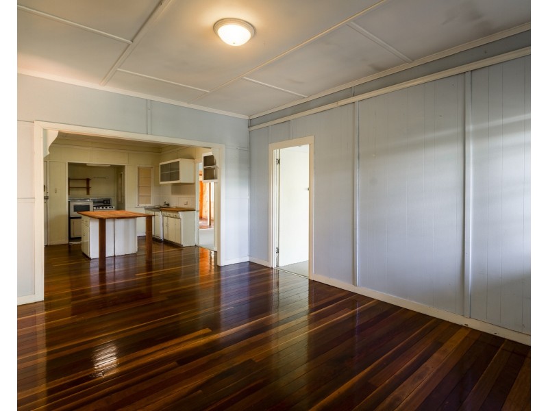 16 Dash Street, Keperra QLD 4054