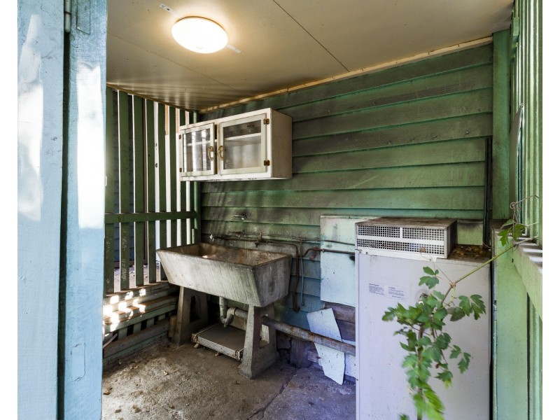 16 Dash Street, Keperra QLD 4054