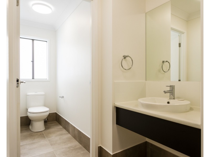 11 Pavonia Street, Everton Hills QLD 4053