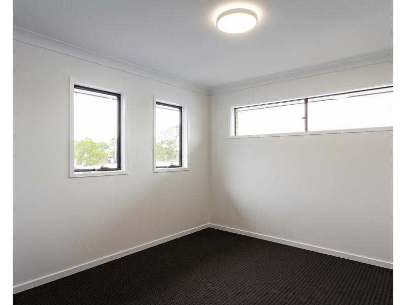 11 Pavonia Street, Everton Hills QLD 4053