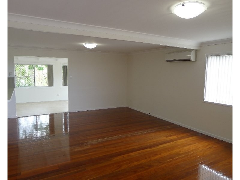 21 Yingally Drive, Arana Hills QLD 4054