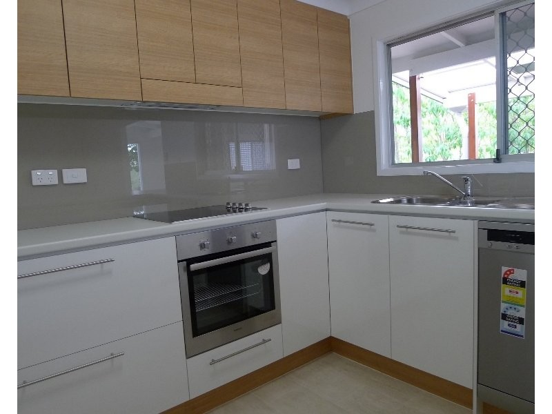 21 Yingally Drive, Arana Hills QLD 4054