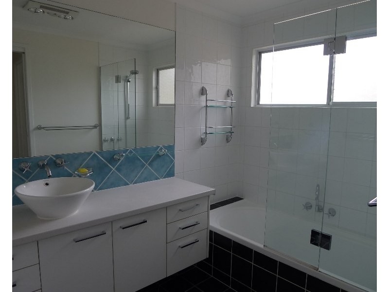 21 Yingally Drive, Arana Hills QLD 4054