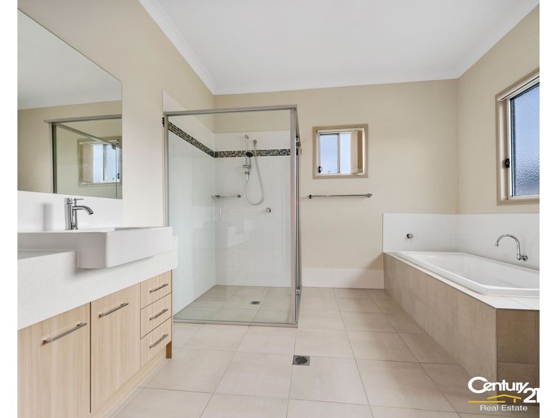 1 Kathdan Close, Upper Kedron QLD 4055