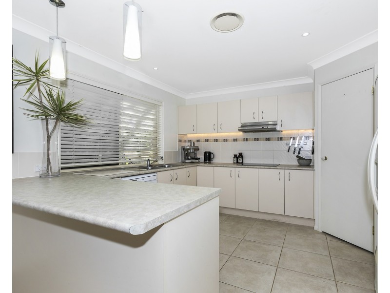 25 Ridge Place, Upper Kedron QLD 4055