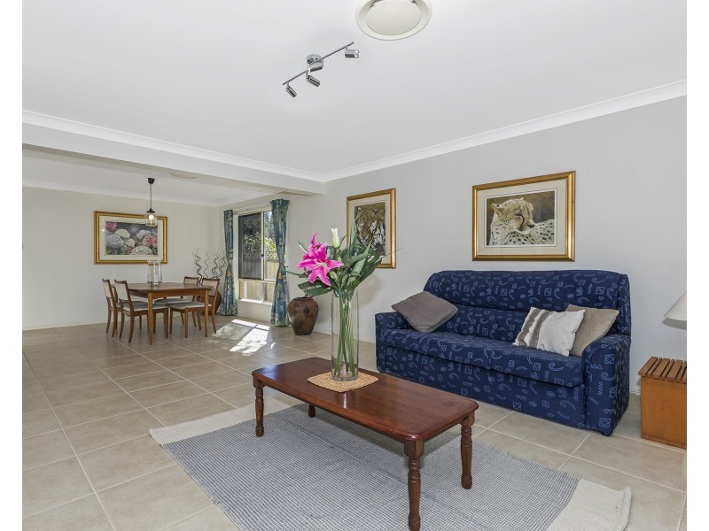 25 Ridge Place, Upper Kedron QLD 4055