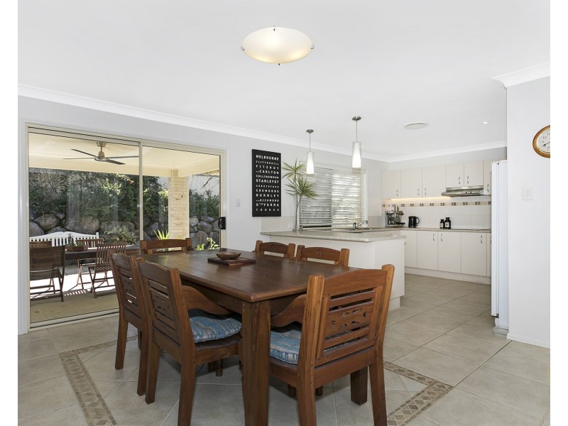 25 Ridge Place, Upper Kedron QLD 4055