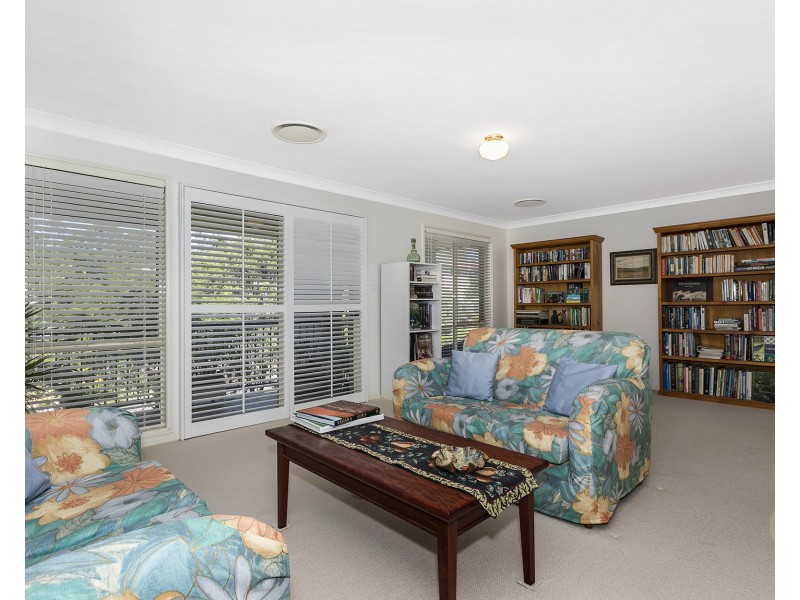 25 Ridge Place, Upper Kedron QLD 4055