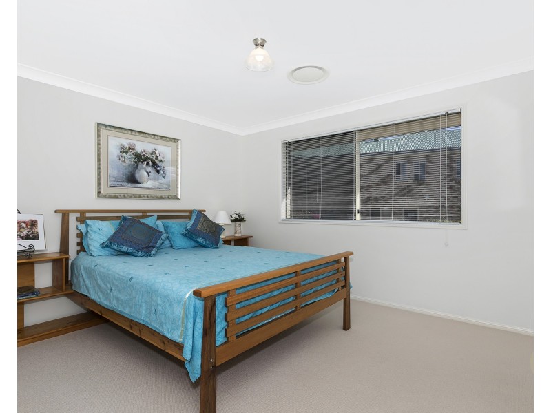 25 Ridge Place, Upper Kedron QLD 4055