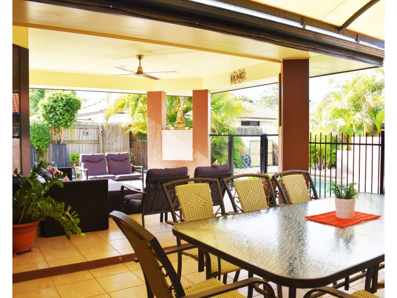 6 Bowerbird Court, Cashmere QLD 4500