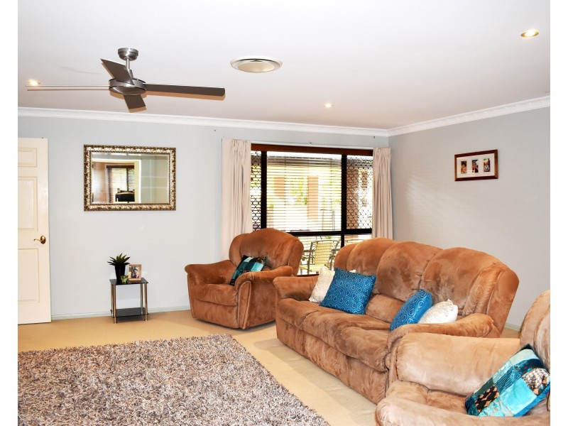 6 Bowerbird Court, Cashmere QLD 4500