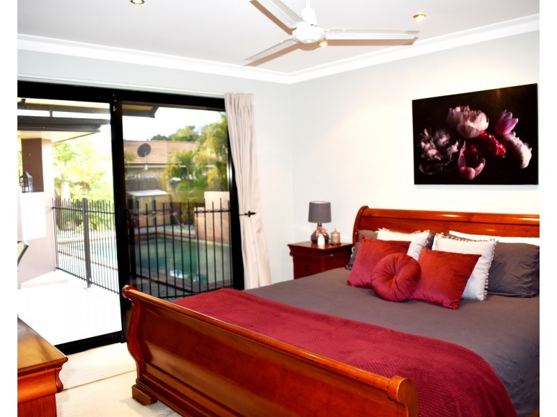 6 Bowerbird Court, Cashmere QLD 4500