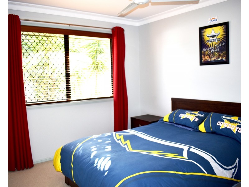 6 Bowerbird Court, Cashmere QLD 4500