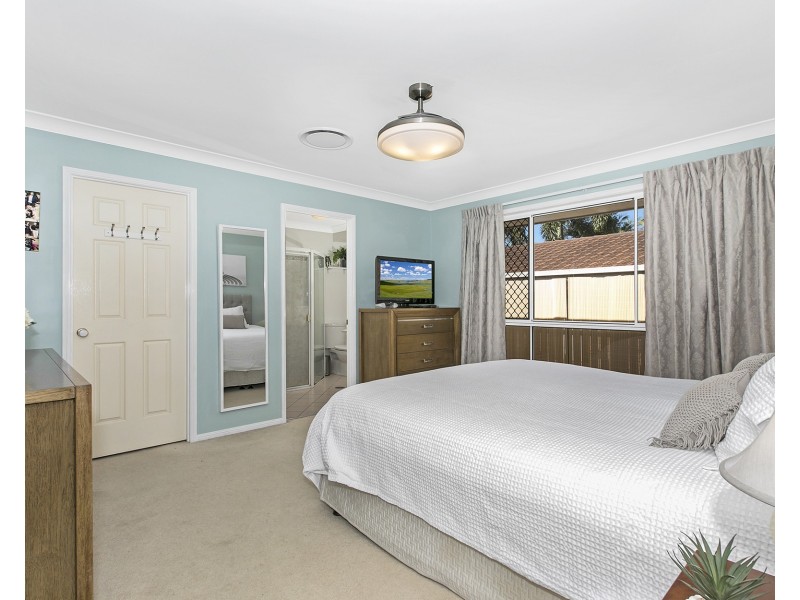 6 McGregor Way, Ferny Grove QLD 4055