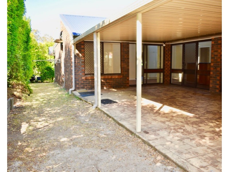 50 McGinn Road, Ferny Grove QLD 4055