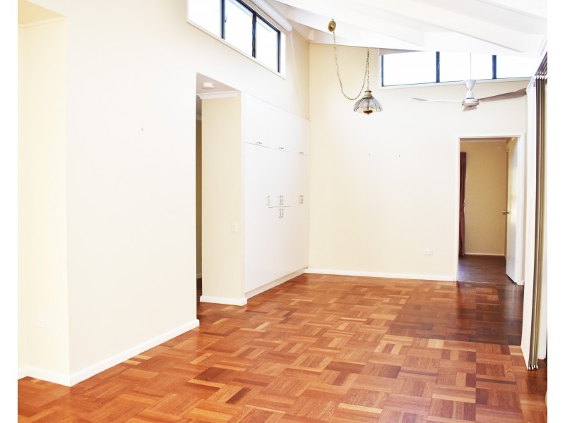 50 McGinn Road, Ferny Grove QLD 4055