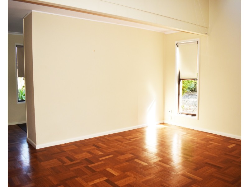 50 McGinn Road, Ferny Grove QLD 4055