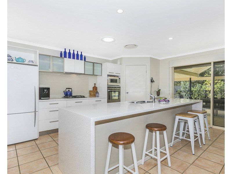76 Kirralee Crescent, Upper Kedron QLD 4055