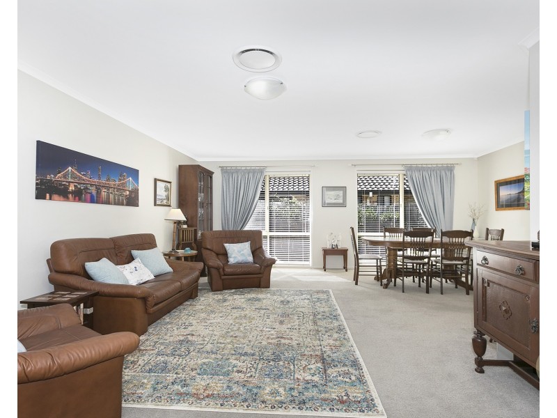 76 Kirralee Crescent, Upper Kedron QLD 4055