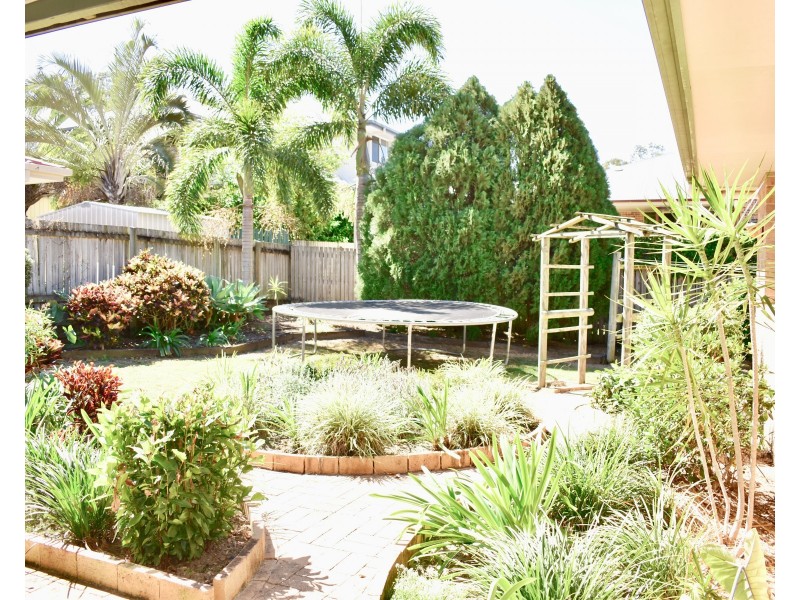 5 Carolyn Place, Ferny Grove QLD 4055