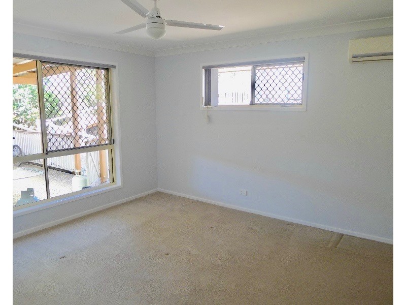 12 Berkeley Place, Ferny Grove QLD 4055