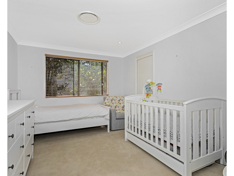 29 Valley Place, Upper Kedron QLD 4055