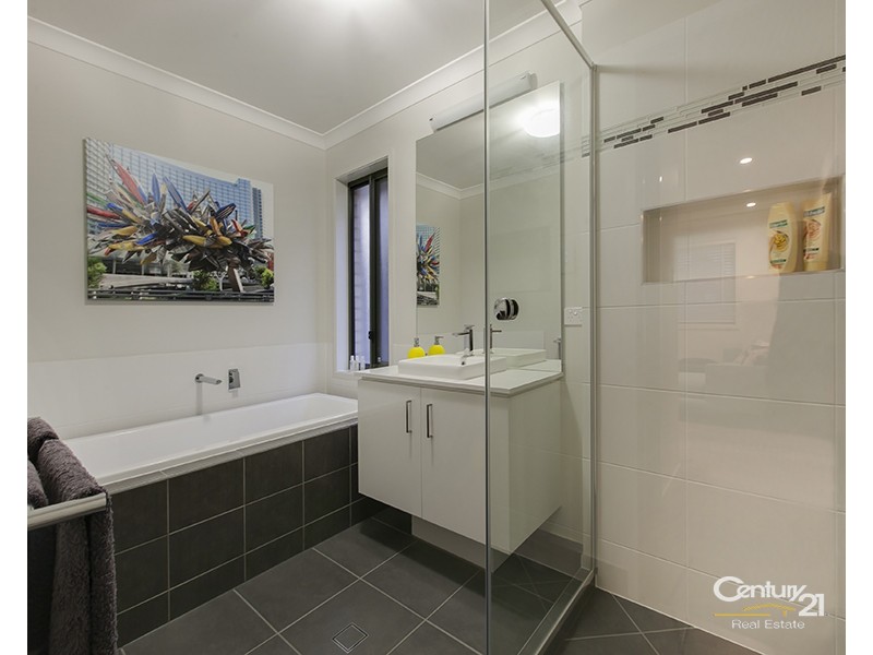 6 Don St, Ferny Grove QLD 4055