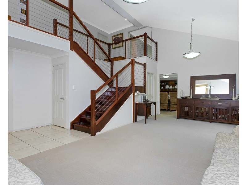 19 Valley  Place, Upper Kedron QLD 4055