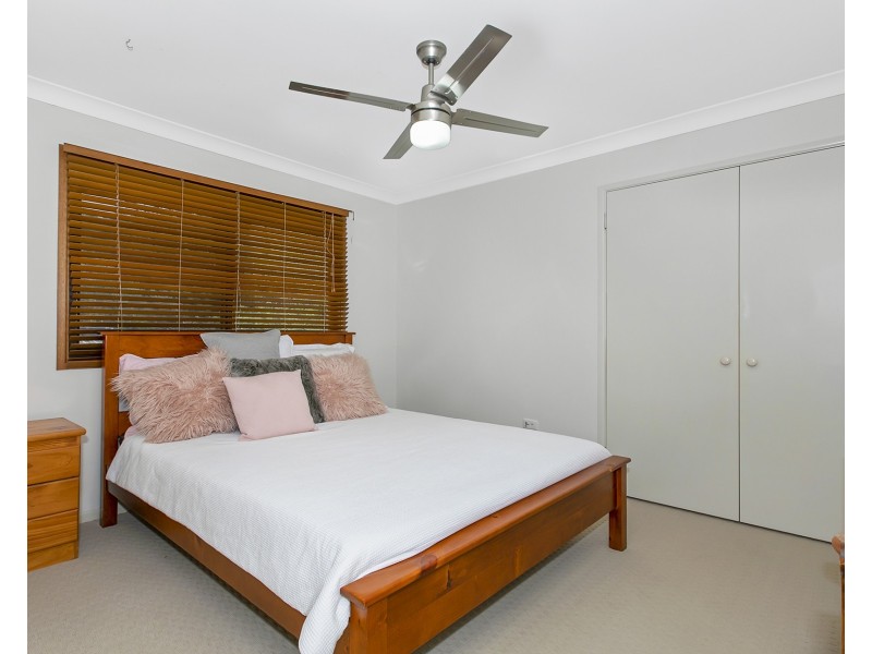 19 Valley  Place, Upper Kedron QLD 4055