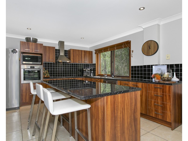 19 Valley  Place, Upper Kedron QLD 4055