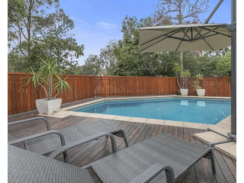 19 Valley  Place, Upper Kedron QLD 4055