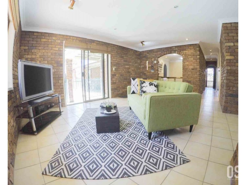 5 Mullacor St, Ferny Grove QLD 4055