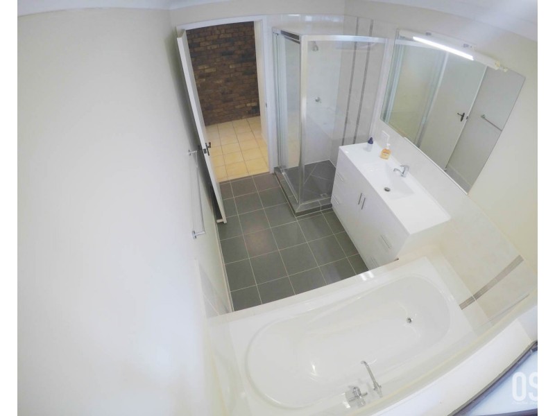 5 Mullacor St, Ferny Grove QLD 4055