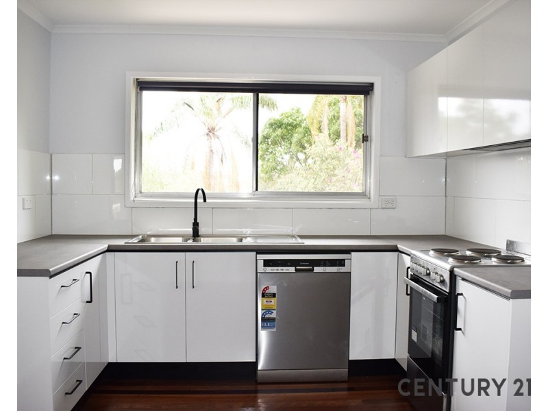 104 Wilgarning St, Stafford Heights QLD 4053