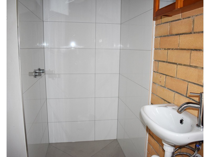 104 Wilgarning St, Stafford Heights QLD 4053