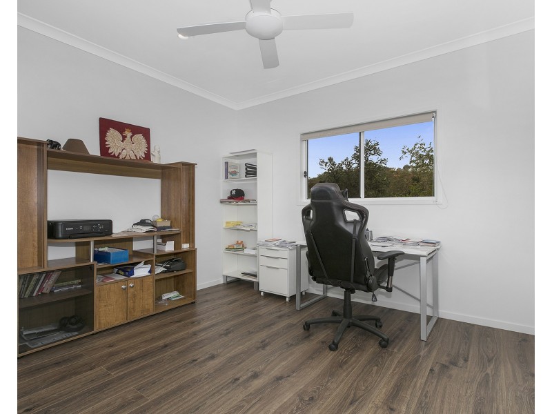 16 Christina Close, Ferny Grove QLD 4055