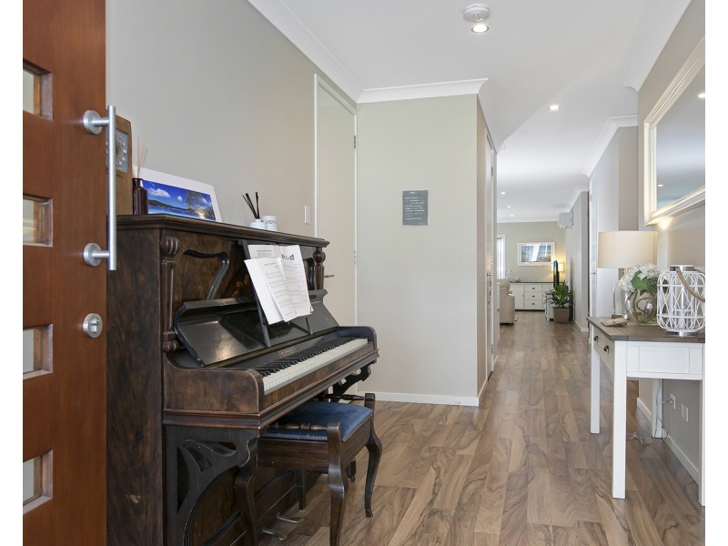 16 Stay St, Ferny Grove QLD 4055