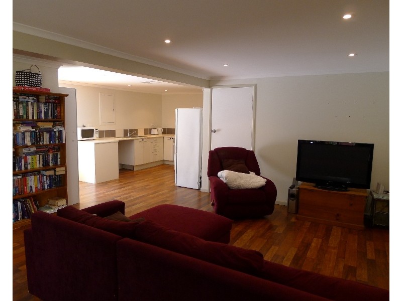 16 Fairway Outlook, Arana Hills QLD 4054