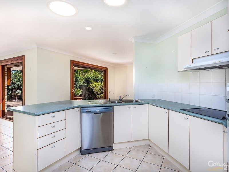 8  Redhill, Nudgee QLD 4014