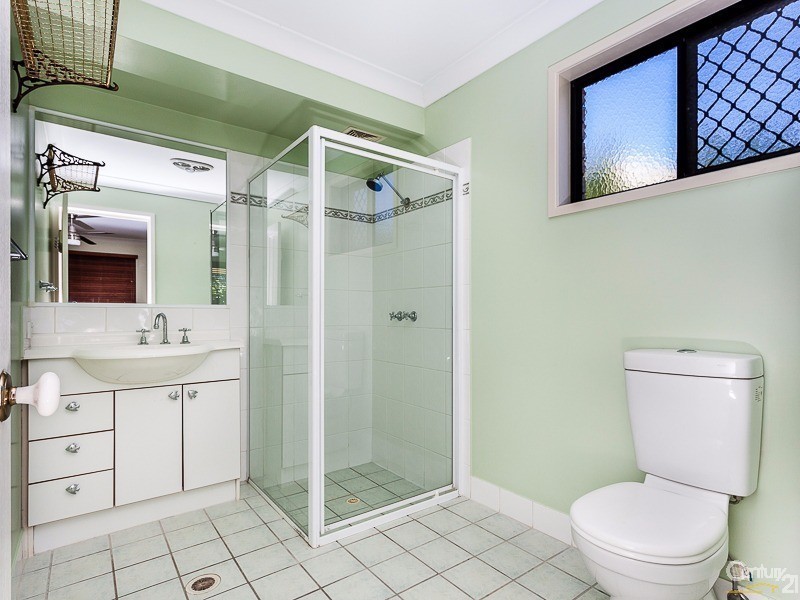 8  Redhill, Nudgee QLD 4014