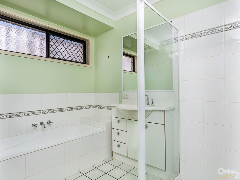 8  Redhill, Nudgee QLD 4014