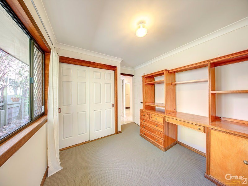 25 Ustinov Crescent, Mcdowall QLD 4053