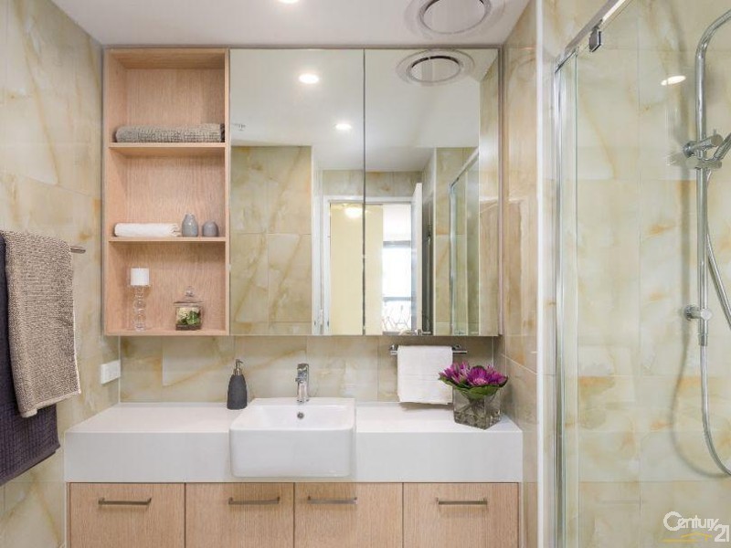 74  Carl Street, Woolloongabba QLD 4102