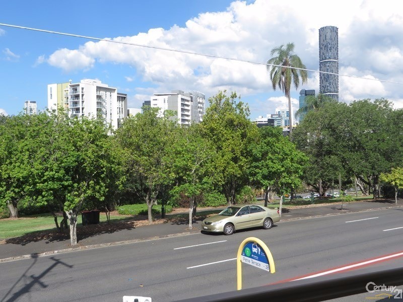 8/186 Petrie Terrace, Petrie Terrace QLD 4000