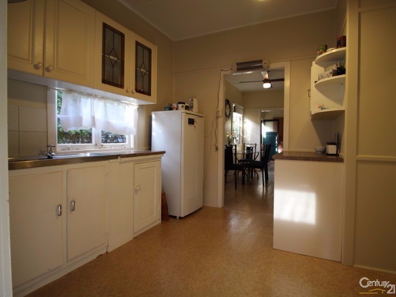 103a Flinders Parade, Scarborough QLD 4020