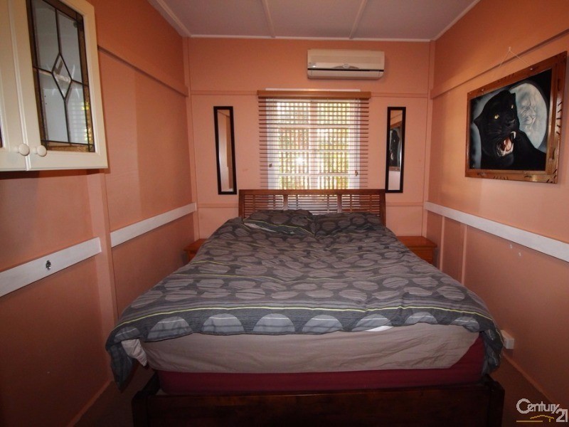 103a Flinders Parade, Scarborough QLD 4020
