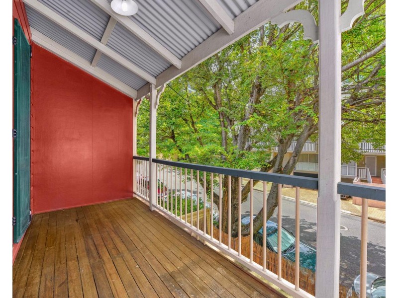 2/68 Berry Street, Spring Hill QLD 4000